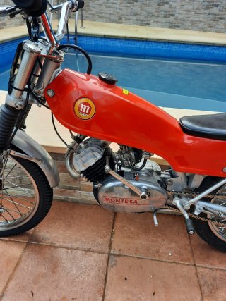 Montesa Cota 25cc Trial Roja.de marchas.
