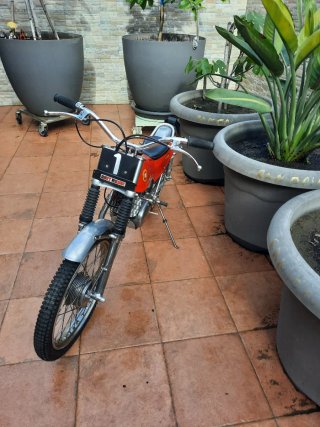 Montesa Cota 25cc Trial Roja.de marchas.