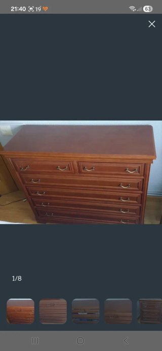 Cómoda clásica madera y 2 mesitas de noche a juego