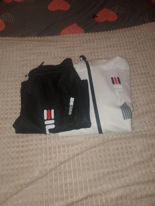 Conjunto Deportivo Fila Blanco y Negro