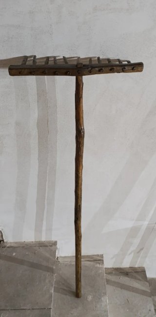 Antigüedades: Rastrillo, Pala y Horca.