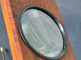 🇫🇷 Visor de fotos antiguo de madera