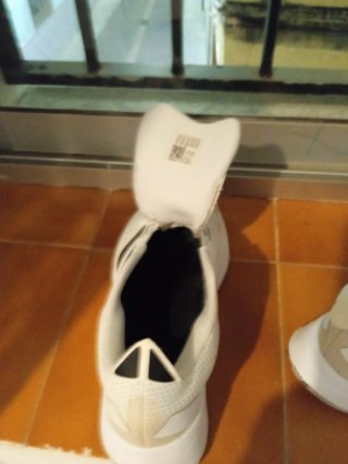 Zapatillas Adidas Blancas y Negras adizero