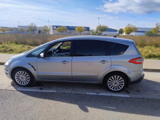 Ford S-MAX 2012