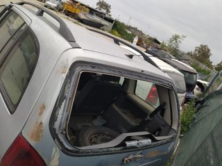 Caja de cambios Opel Zafira A 1676371