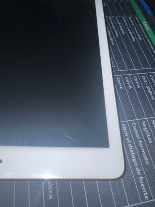 iPad 6ta Gen Blanco (LEER) PARA PIEZAS