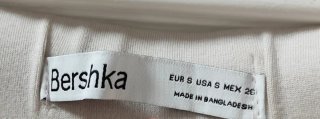 ✨ NO NEGOCIABLE ✨  Conjunto Bershka Top y  falda
