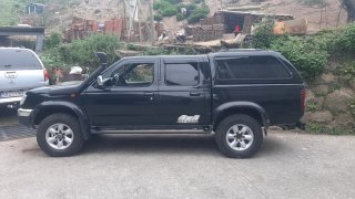 Nissan Navara 2001