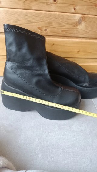 Botas negras plataforma estilo Bratz