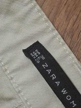 Pantalones rectos beige arena