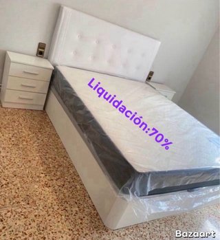 Liquidación:canapes y colchones