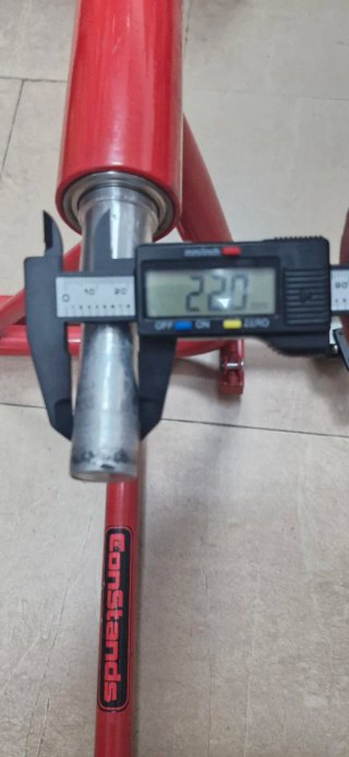 Caballete Constands mono brazo 22mm