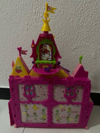 Castillo Pin y Pon con figuras