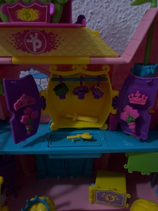 Castillo Pin y Pon con figuras