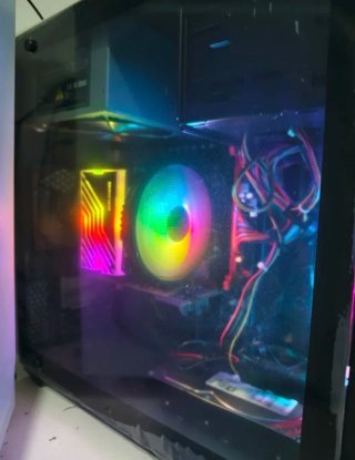 PC Gamer Negro con Luces RGB