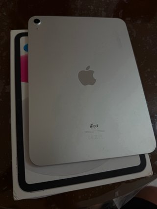 Apple iPad 10ª Gen 64GB Plata