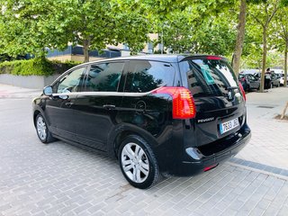 Peugeot 5008 2010