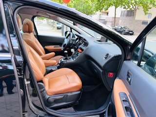 Peugeot 5008 2010