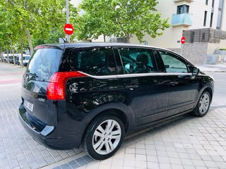 Peugeot 5008 2010