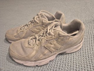 New Balance 740 Talla 40 Gris/Blanco
