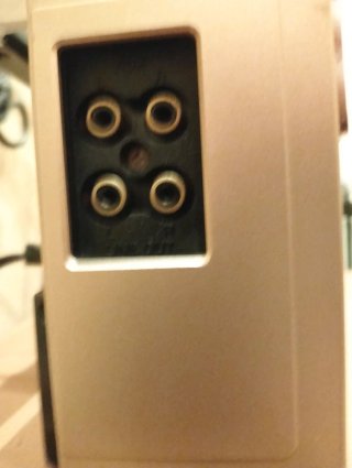 Radio Casete Toshiba Bom Beat SF5