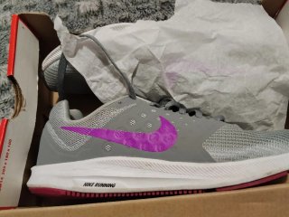 Zapatillas Nike Running Mujer Gris/Violeta