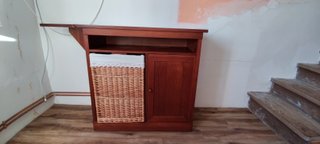 Mueble auxiliar con tabla de planchar