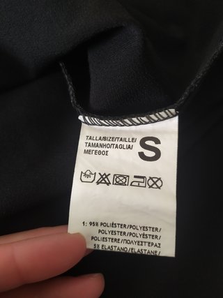 Blusa preta renda manga transparente elegante