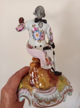Figuras de porcelana José Mª Álvarez