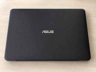Portátil Asus X555L i3 500GB + funda