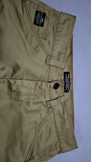 Pantalón corto Jack & Jones Talla M  Color crema