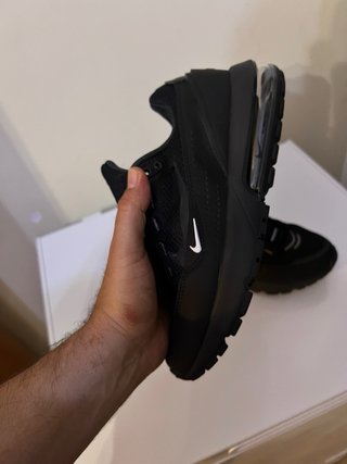 Nike Air Max Negras solo usado un dia