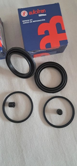 Kit Reparación Frenos Delanteros Seat 124 1430 131