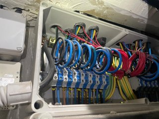 Instalador Autorizado - Averías y Reformas