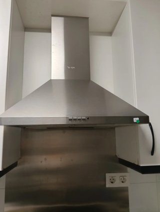 Horno y extractor de cocina Teka