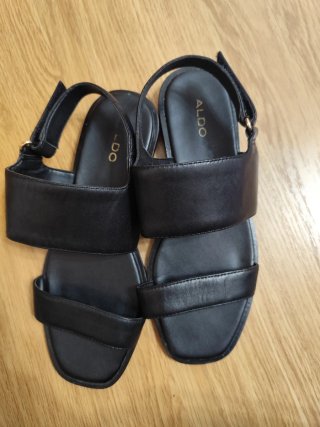 Sandalias Aldo Talla 38 Negras