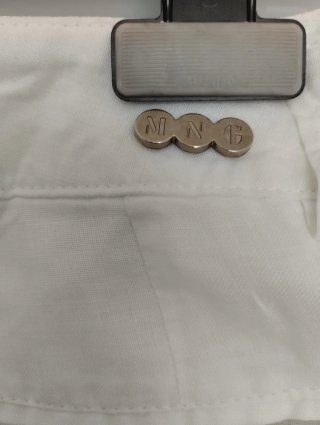 Pantalones blancos Mango