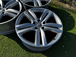 Llantas R20 Originales VW Touareg II