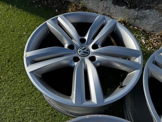 Llantas R20 Originales VW Touareg II