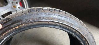 Neumático 225/40 R18