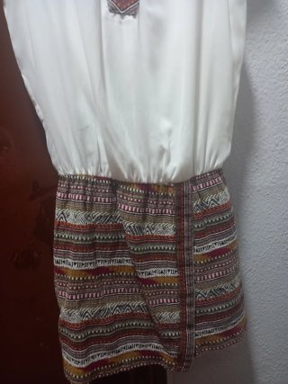 Vestido mini talla 40 blanco y multicolor