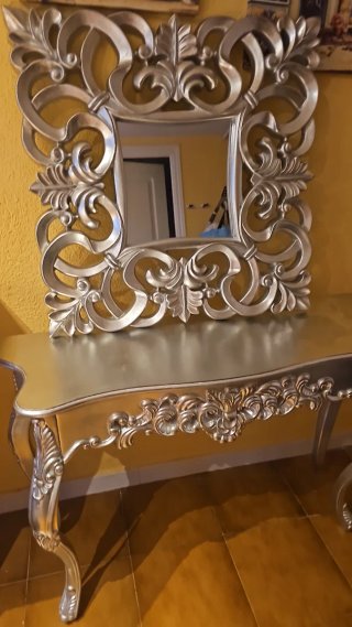 Consola y espejo estilo barroco