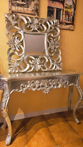 Consola y espejo estilo barroco