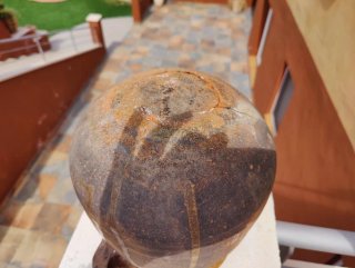 Olla antigua de barro cocido con asas