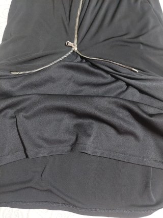 Vestido Bershka negro tirantes midi cremallera