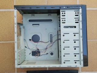 Caja PC mATX Negra