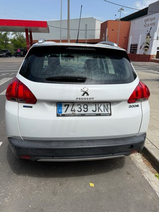 Peugeot 2008 - 2015, Gasoline, manual, 1.2L, 130CV