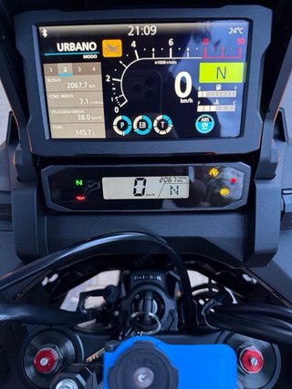 Honda Africa Twin 1100 2025