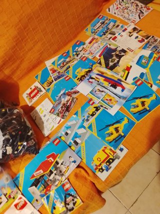 Lote LEGO Años 80 - Instrucciones y Piezas