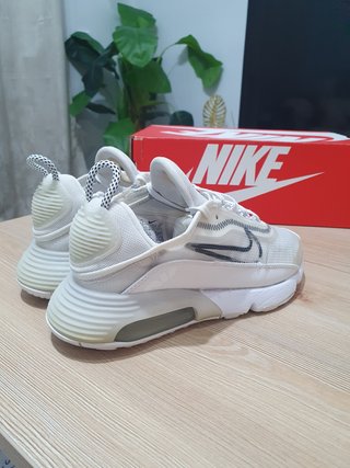 Nike Air Max 2090. - T37.5